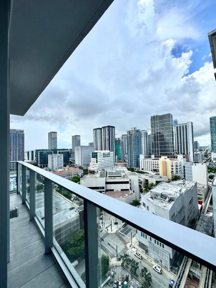 2 Bedrooms Design Condo Downtown Miami Pool And Gym Buitenkant foto